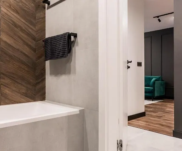 Stylowy W Centrum Poznania Διαμέρισμα